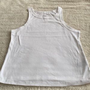 Gap rib tank